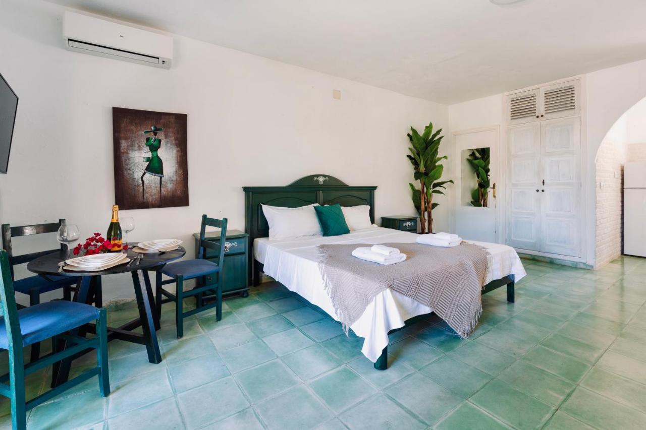 Ocean Suites San Antonio  Eksteriør billede