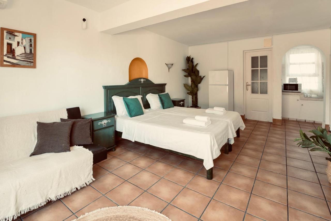 Ocean Suites San Antonio  Eksteriør billede